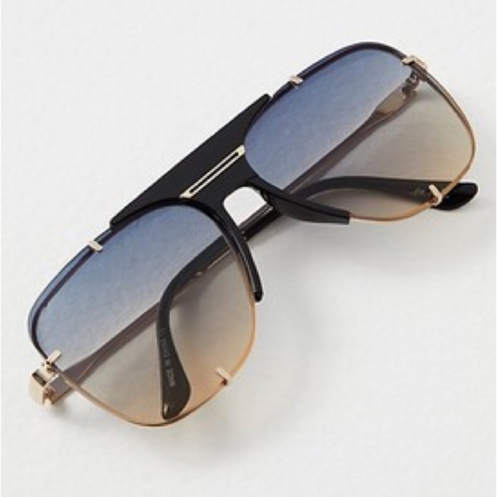 Free people Dylan Stylish “Green “Aviator Sunglasses